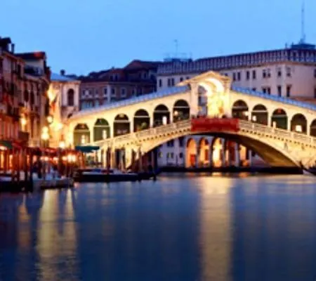 مزرعة للإقامة Agriturismo Al Capitellon