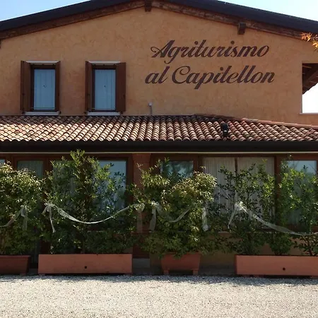 Agriturismo Al Capitellon Κατάλυμα σε φάρμα *