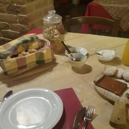 Agriturismo Al Capitellon مزرعة للإقامة سكورْتْسي